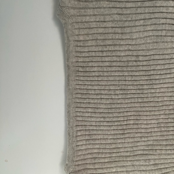 Lauris Long Sleeve Merino Wool Mini Sweater Dress
JACQUEMUS - Picture 12 of 16